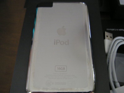 iPod Touchの裏面の写真