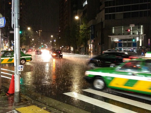 ゲリラ豪雨-大雨