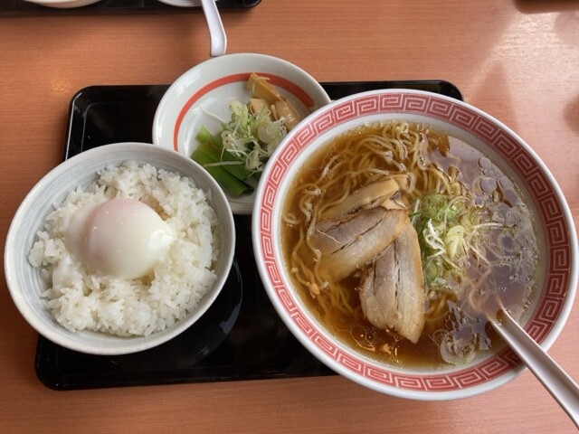 幸楽苑でモーニング（中華そばクラシックと玉子かけご飯・プリン付き）