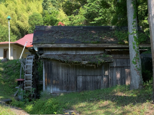 古い小屋