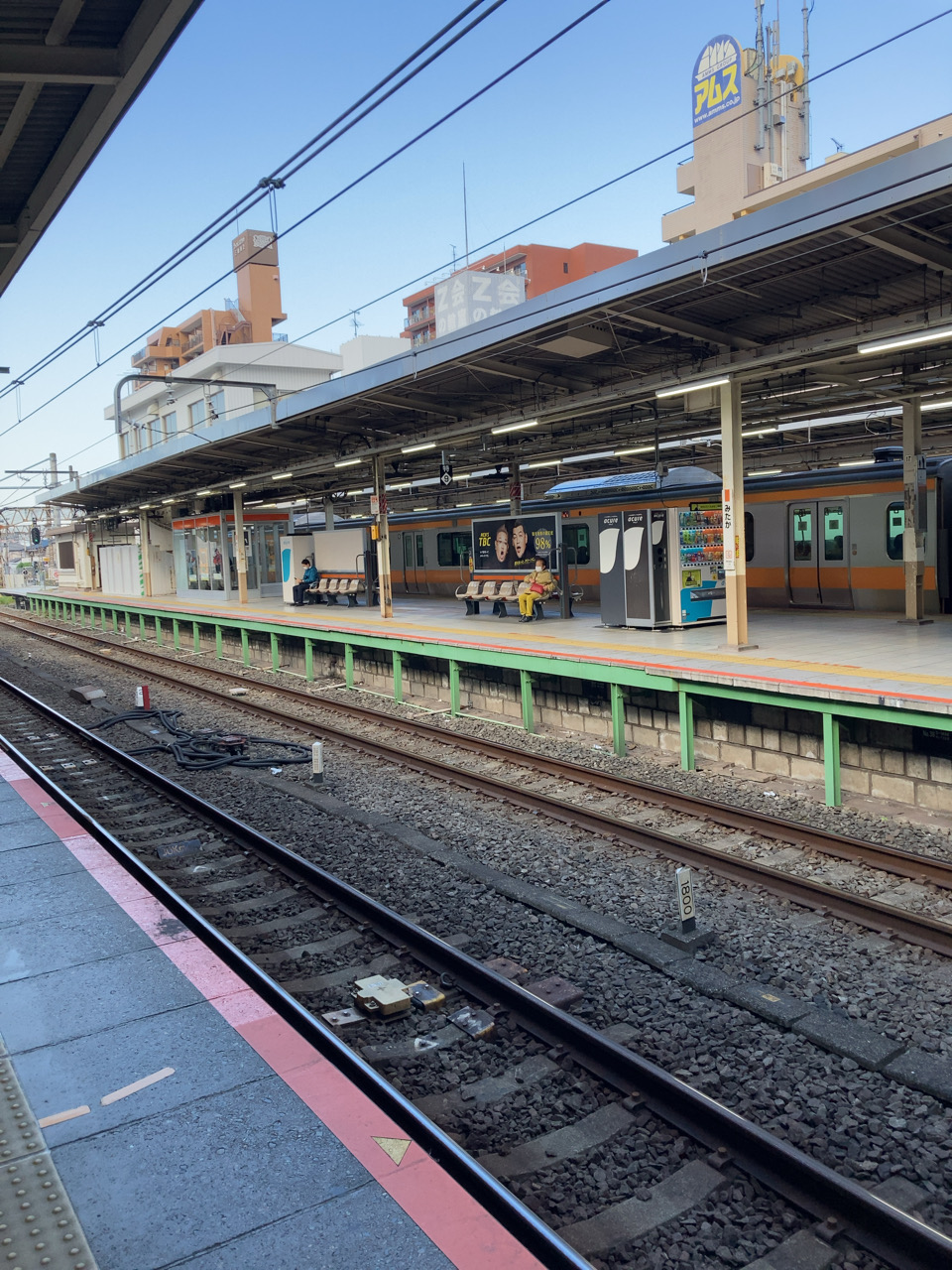 三鷹駅 中央線 ホーム